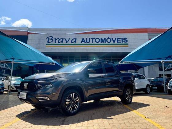 FIAT TORO 1.3 TURBO 270 FLEX FREEDOM AT6 FIAT TORO 1.3 TURBO 270 FLEX FREEDOM AT6